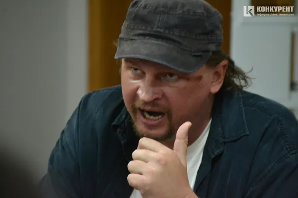 Підозрюваного в тероризмі Кривоша відправили під варту на два місяці (відео)