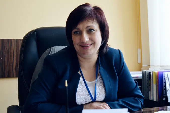 Черги за біометричними паспортами не зменшуються, – Лариса Карп'як