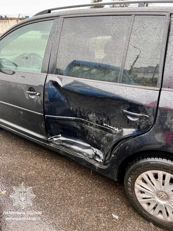 В поліції розповіли деталі аварії, що сталась біля консульства у Луцьку (фото)