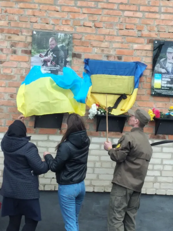 На Маневиччині відкрили меморіальні дошки трьом загиблим воїнам (фото)