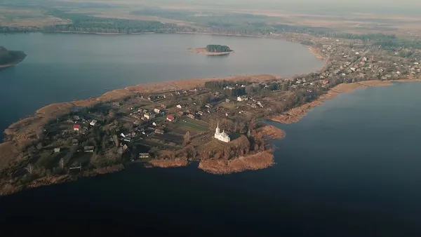 Куди поїхати на вихідні з Волині: ТОП-7 мальовничих локацій сусідньої Рівненщини (фото)