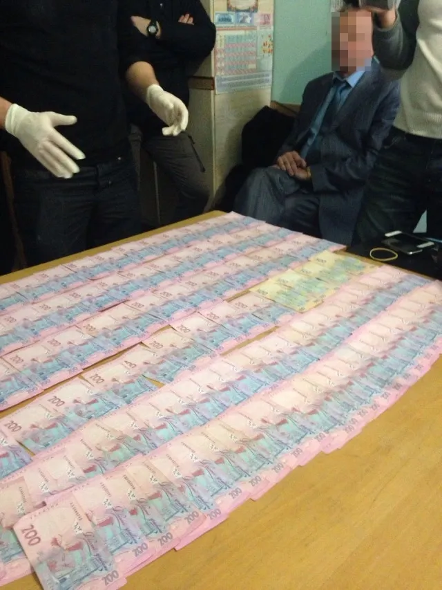 Заступника управління Держпраці Волині засудили на 5 років за хабар