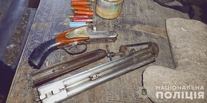 На Волині в хаті п'яного дебошира знайшли обріз та набої (фото)