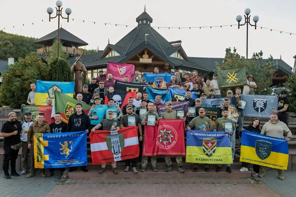 Три коропи на 7,2 кг: волинські військові вибороли «срібло» на турнірі з риболовлі (фото)