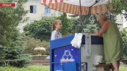 Морозиво 18+: чи продають у Луцьку дітям лід-енергетик (експеримент, відео)