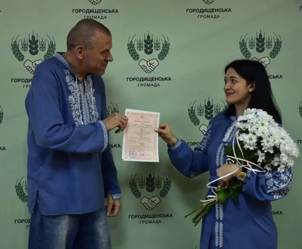 На Волині одружився художник-переселенець з Донеччини (фото)