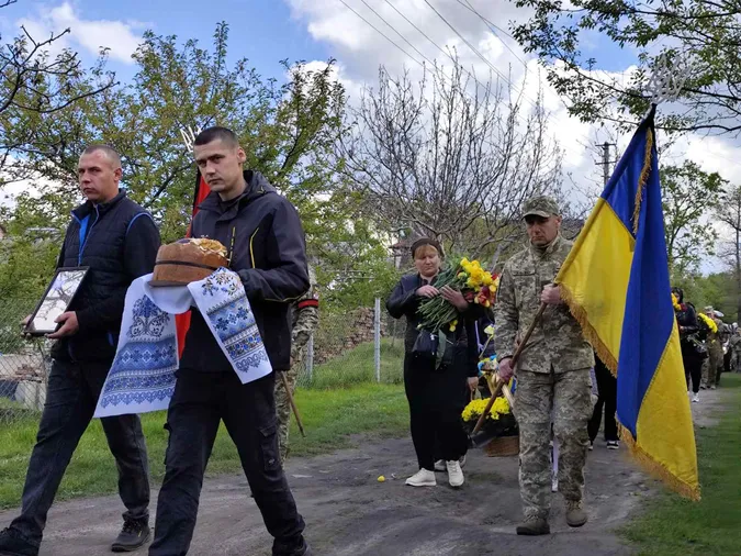 У Луцькому районі попрощалися з Героєм Сергієм Стернічуком (фото)