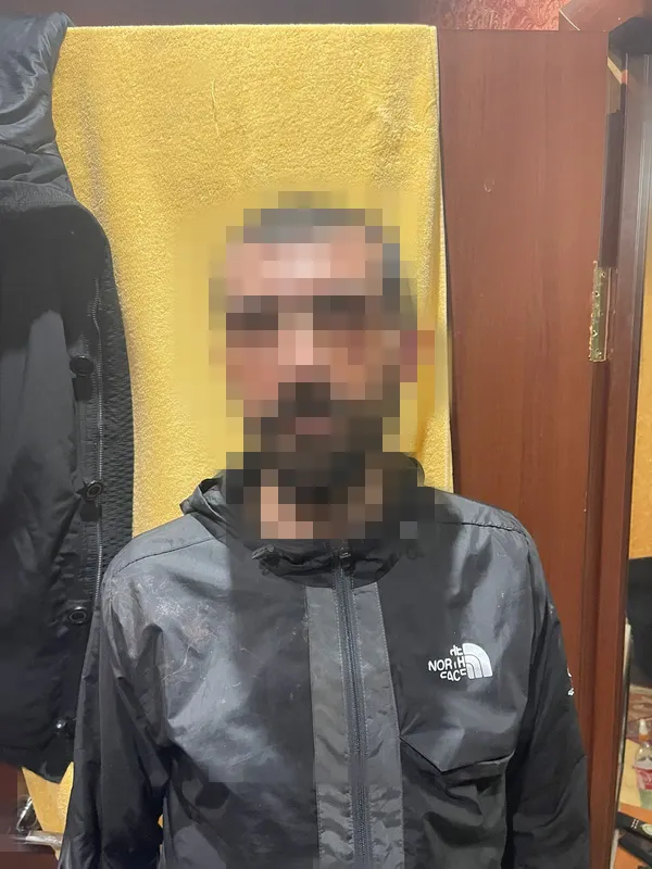 Судитимуть волинянина, який продавав наркотики на території школи в Нововолинську (фото)