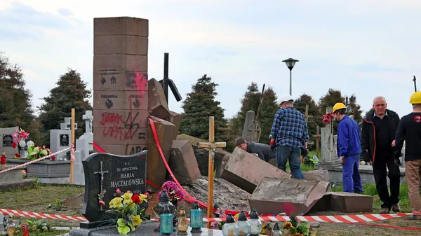 У Польщі знищили пам'ятник воїнам УПА (фото)