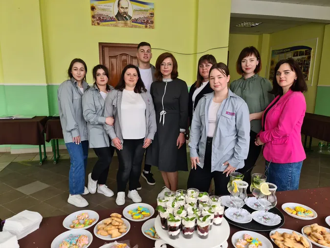 Тортики, напої та печиво: у Підгайцях до Дня кондитера влаштували смачний майстер-клас (фото)