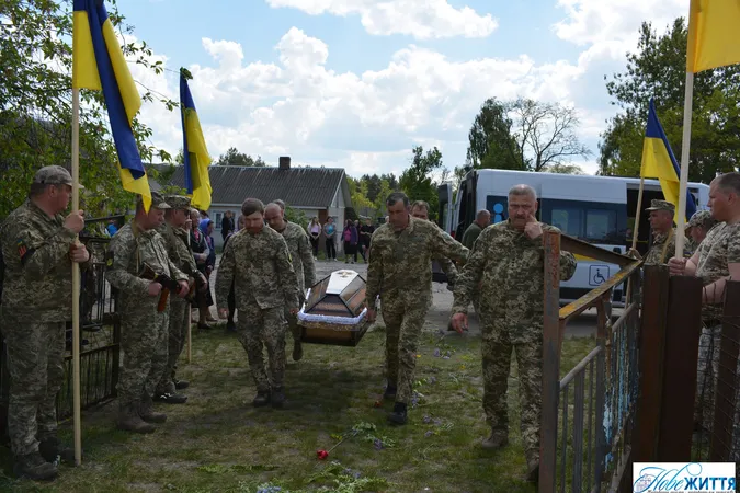 На Волині попрощалися із захисником Олександром Бишевичем (фото)