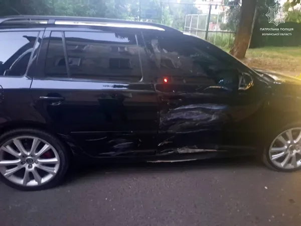 У центрі Луцька пʼяний водій збив мотоцикліста