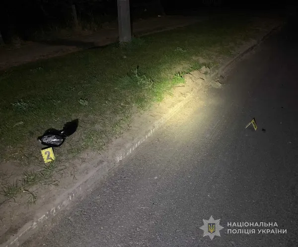 Не встиг загальмувати: у Турійську авто збило чоловіка (фото)