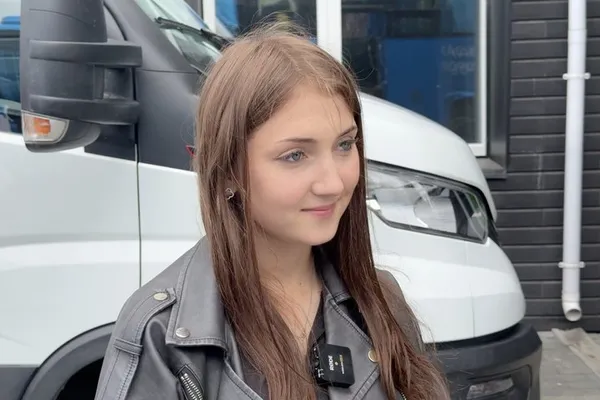 Мобільна медична лабораторія: у Луцьку тестували на ВІЛ і гепатити (фото, відео)