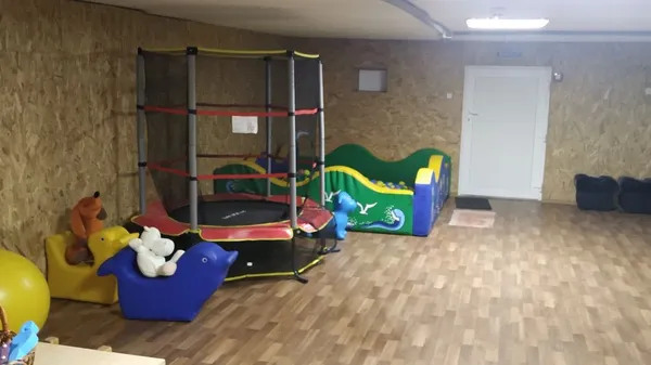Укриття в закладі, де облаштована ігрова кімната
