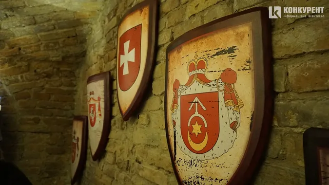 500-літні підземелля, вежа, мур: у Луцьку відкрили Окольний замок (фото)