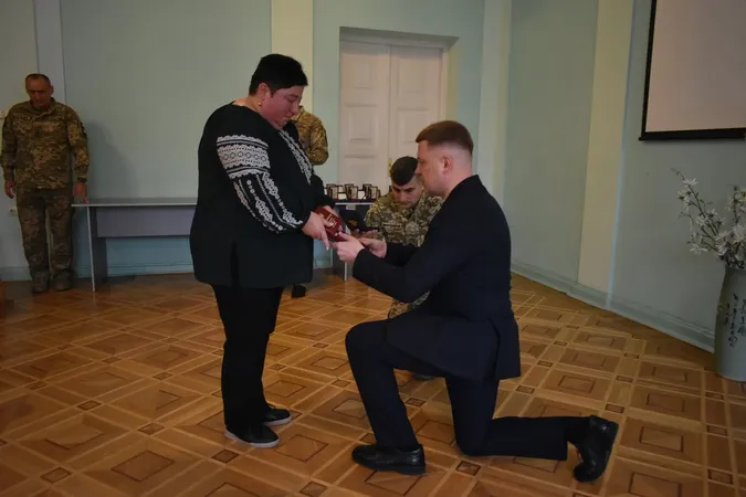 На Волині родинам 34 полеглих воїнів вручили посмертні державні нагороди (фото)