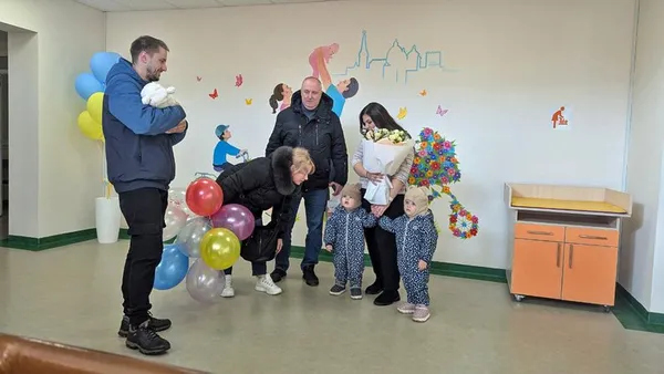 Відвідувачі перинатального центру — без бахил