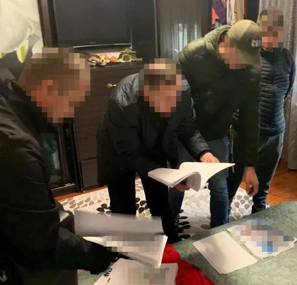 Продавали COVID-сертифікати з «волинських медзакладів»: СБУ блокувала злочинну схему (фото)