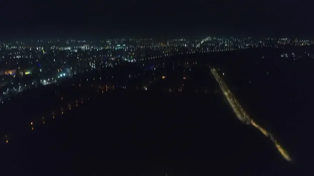 У Луцьку створили автомобільну ялинку (фото, відео)