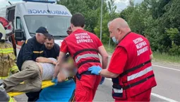 На Волині – серйозна ДТП: водія затиснуло в понівеченому авто