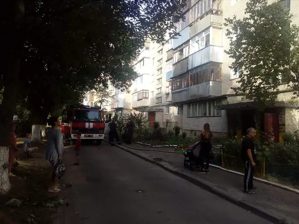 У Луцьку на Молоді загорілася квартира (фото, оновлено)