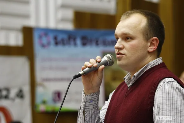 Валерій Пельц: від КВНу до стронгмену