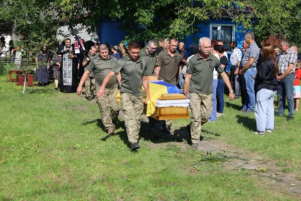 На Волині провели в останню путь полеглого на Сумщині воїна Сергія Конончука (фото)