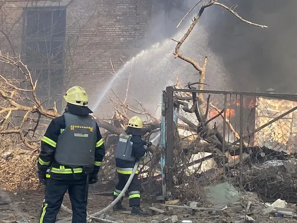 Під обстріл окупантів потрапила Оболонь у Києві: є загиблий і поранені (фото)