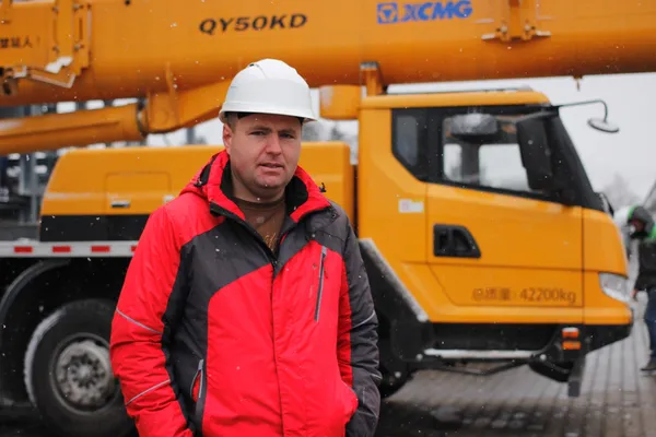 «Ми тут залишилися для того, щоб працювати», – головний будівельник «Вілії» Вадим Мельничук (інтерв'ю)*