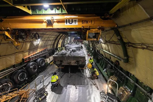 Україна отримала від Норвегії вісім танків Leopard 2 (фото)