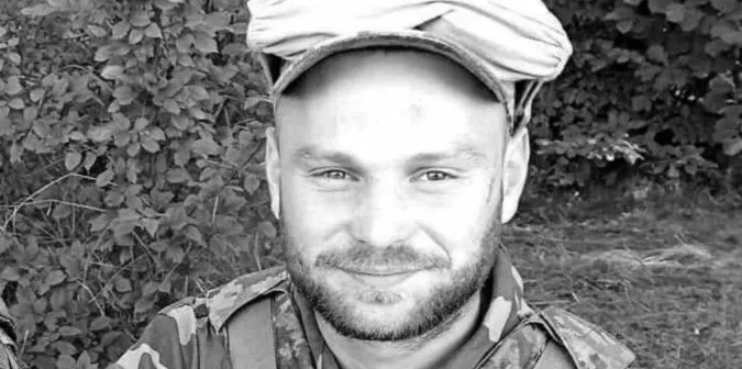 Внаслідок отриманих травм помер воїн із Нововолинська Дмитрій Хрищук