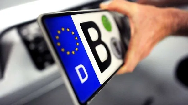 Волиняни «воюватимуть» за авто на єврономерах під Верховною Радою