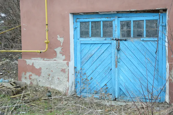 Стару луцьку рятувальну станцію демонтують для багатоповерхівки (фото)