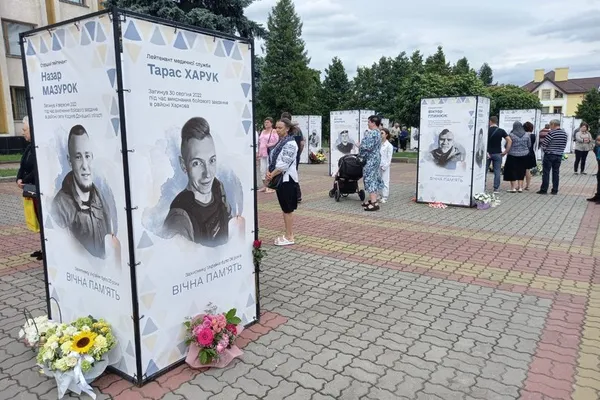 В місті на Волині відкрили Алею Героїв (фото, відео)
