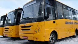 На Волині три громади отримали нові шкільні автобуси (фото)