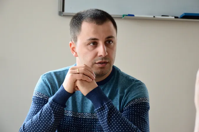 Депутат розповів, навіщо владі «рейдерське» захоплення парковки «Променя»