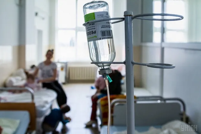 Третина госпіталізованих з COVID-19 волинян потребують кисню чи інтенсивної терапії