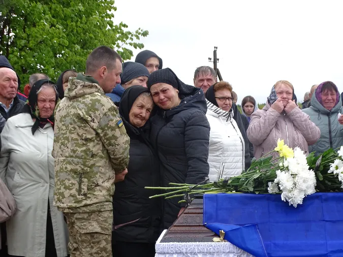 На Волині попрощалися із загиблим Сергієм Гречиною (фото)