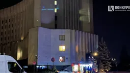 У Луцьку із вікон Волинської ОВА йде дим: що відомо (фото, відео)