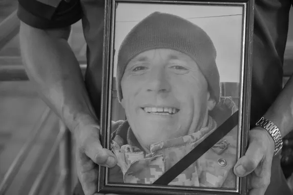 У Луцьку попрощалися із загиблими на Донеччині Миколою Стасюком та Сергієм Токарчуком (фото)