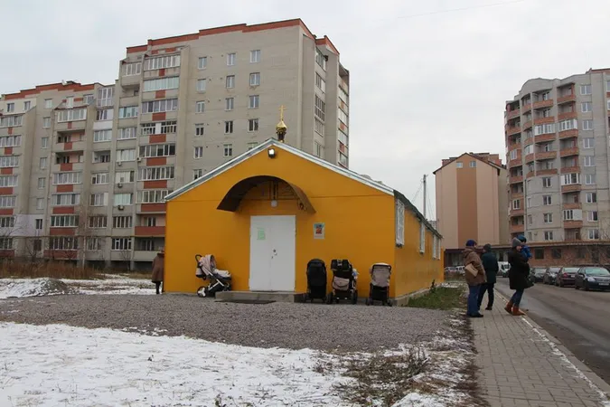 Майстер-класи і психолог: як працюватиме дитяча церква в Луцьку (фото)