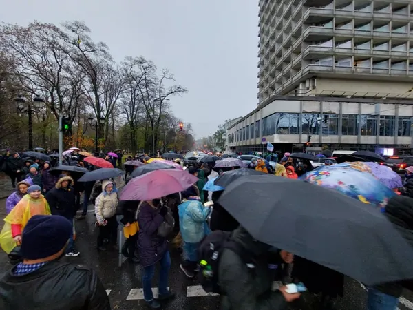 У Києві відбувається Марш антивакцинаторів (фото)