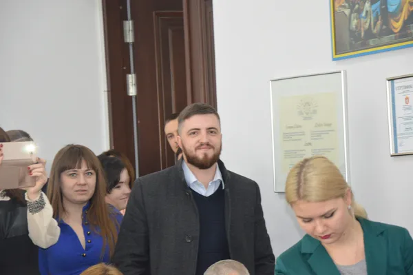 Прес-секретар «Варти порядку» Олександр Волянюк останнім часом частий гість на сесії