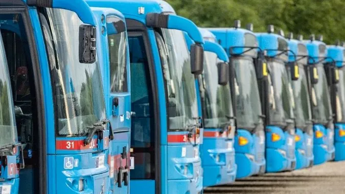 Європейський союз передав Україні понад пів сотні шкільних автобусів