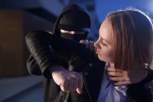 Бути захищеною: лучанок кличуть на заняття із самооборони