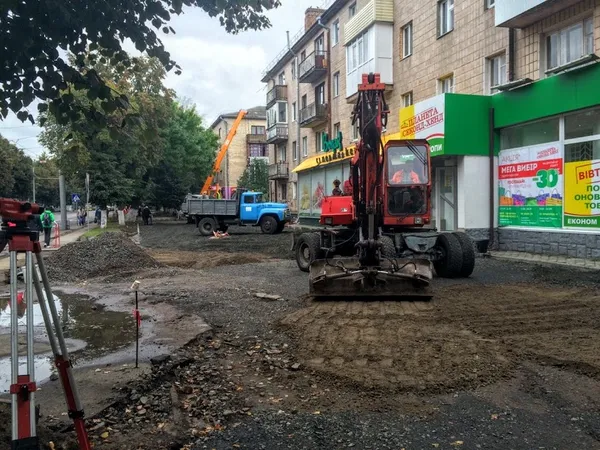 На проспекті Волі у Луцьку почали масштабну реконструкцію (фото)