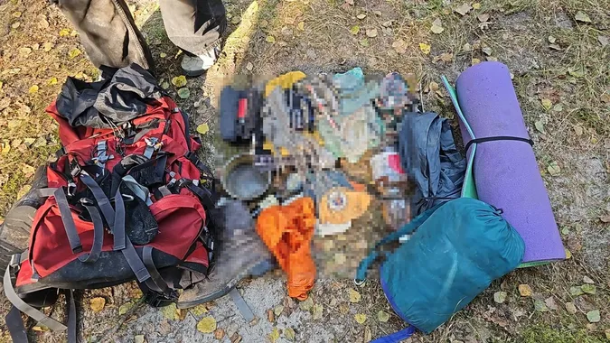 Добре підготувалися: на Волині затримали трьох молодиків, які йшли до Польщі (фото)
