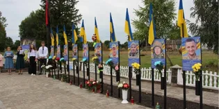 У громаді на Волині відкрили Алею Пам’яті та Слави полеглих захисників (фото)