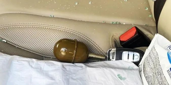 У Рівному в авто підприємця кинули гранату, але вона не вибухнула (фото)